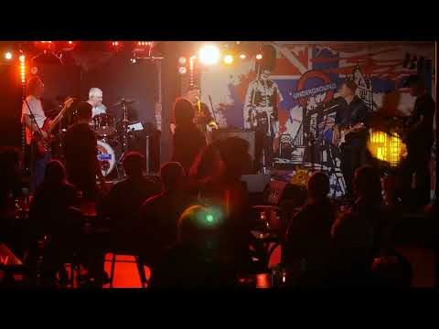 Видео: 2025-10-12 - Группа «СЕЗОН» - Rock-Oktobeer-Fest в клубе «Big Ben»