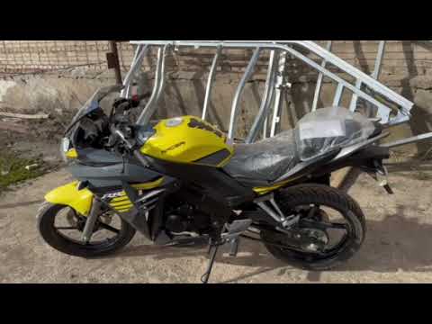 Видео: Обзор мотоцикла Racer RC300CS Skyway