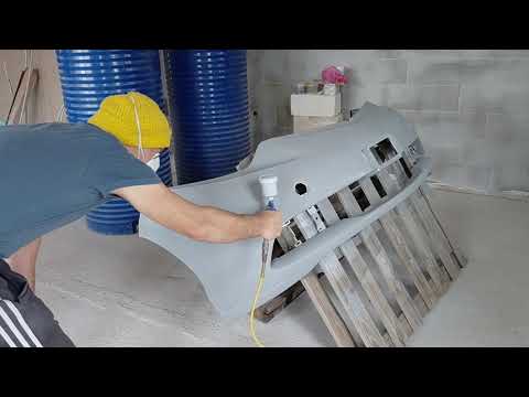 Видео: Грунтую бампер!