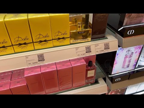 Видео: Поход в Л’этуаль : много новых ароматов + покупка парфюма от Dolge & Gabbana
