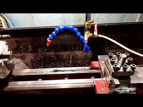 Видео: Самодельная система подачи СОЖ для токарного станка
