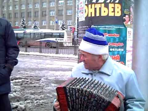 Видео: А.Кудинов. Падеспань,полька,матаня и барыня на роялке. (Липецкий рынок.)