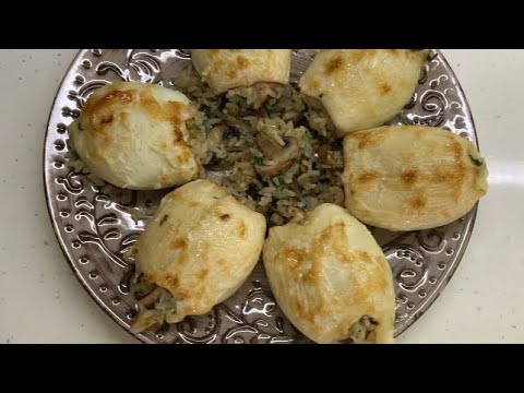Видео: Кальмары, фаршированные грибами и рисом!