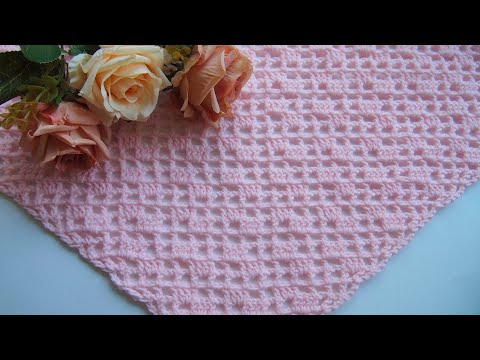 Видео: Вязание шали. ПРОСТОЙ СПОСОБ для начинающих. Филейная шаль. Бактус крючком Урок 247   Crochet shawl