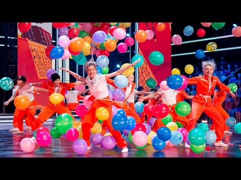 Видео: «Танцуют все!». House. «Калинка» (ансамбль «Сибирский сувенир»)