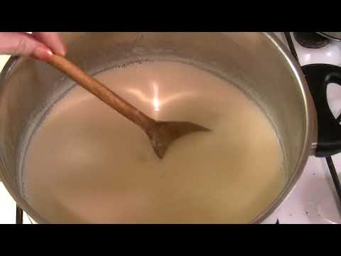 Видео: Сгущёное молоко из домашнего молока/Condensed milk from homemade milk