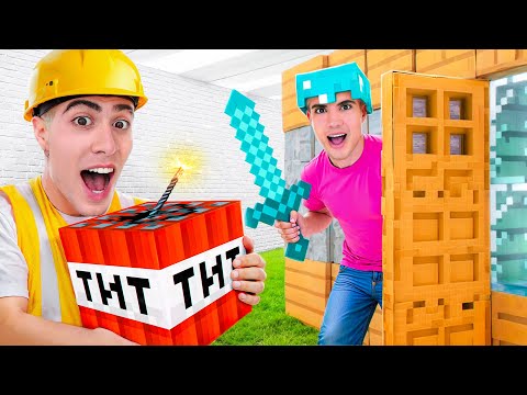 Видео: МЫ ПОСТРОИЛИ БУНКЕР В СТИЛЕ MINECRAFT !!
