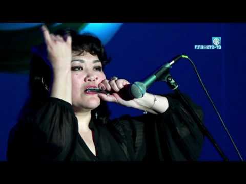 Видео: «Уч-Мыйгак - Легенда о трех маралухах» - Айас Чендыева (30 лет ансамблю "АЛТАЙ", 26 июня 2016)