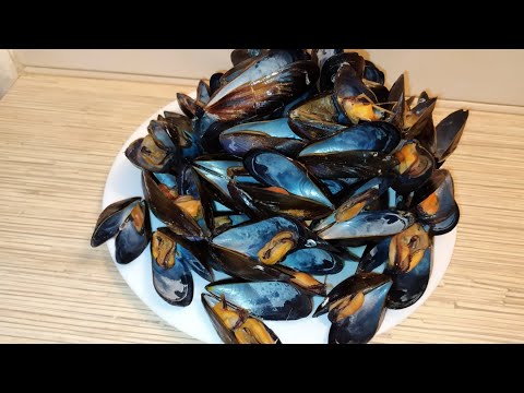 Видео: Как готовить мидии в ракушке