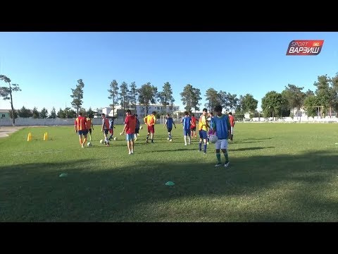 Видео: Футболи тоҷик. ФК Дӯстӣ, н.Ҷайҳун (07.06.2019)