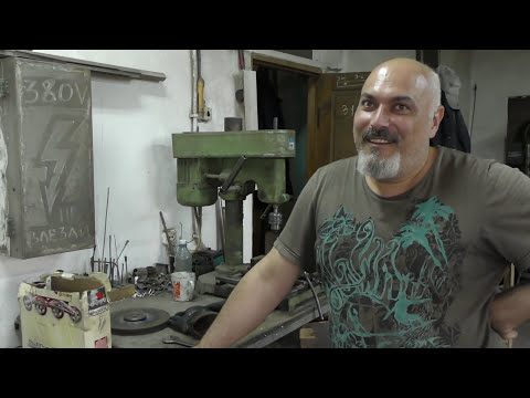 Видео: Турбо Йода (не Австралия). Чем покрасить двигатель мотоцикла?  Днепр-12 (К-750 ,М-72 ,Урал)