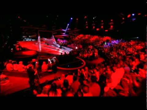 Видео: Анита Цой - Виктор Цой (Хочу перемен!)