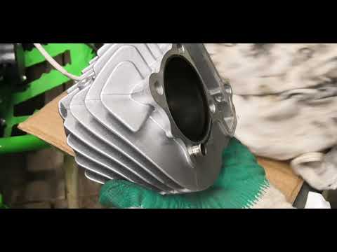 Видео: Снятие ЦПГ на 170 кубиков без расточки картера 157QMJ, деффектовка, снегоход Irbis SF150L