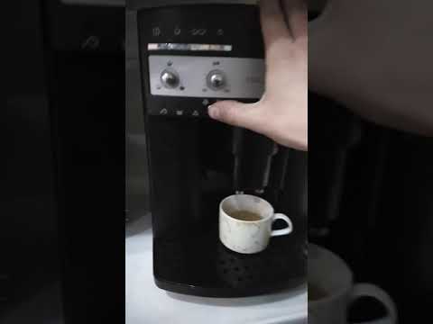 Видео: Обзор кофемашины Delonghi esam 3000