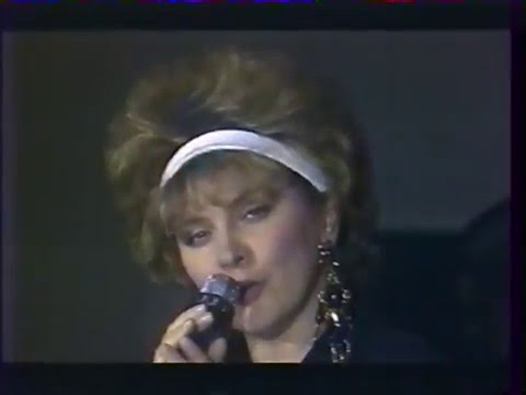 Видео: Лілія Сандулеса -  Doi părinţi