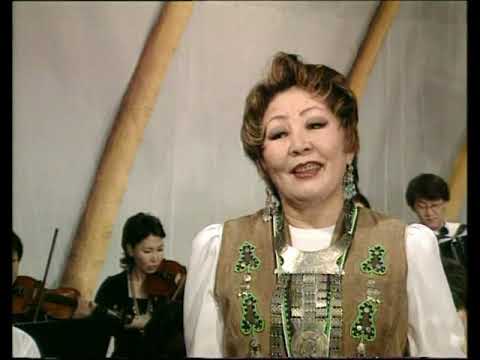 Видео: Раиса ЗАХАРОВА. Кэрэҕиттэн бэлэхтээ. Из семейного архива.