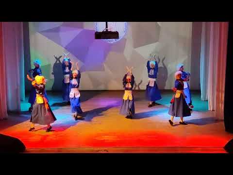 Видео: Девушка танцуй