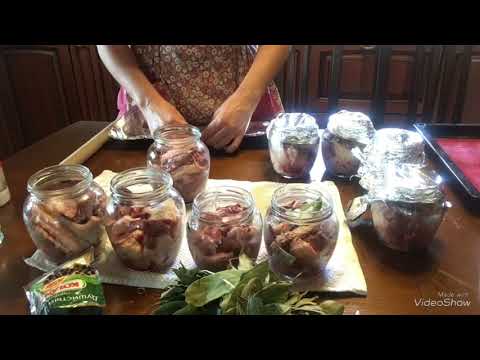 Видео: На кухне у Насти.( готовим тушенку из гуся.)