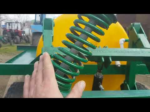 Видео: новые штанги на опрыскиватель
