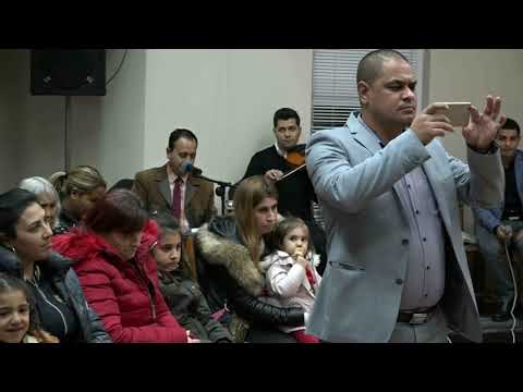 Видео: Румен Радев  - "Дикен упре"