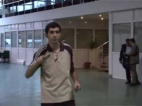 Видео: Безоборотное метание ножа. Наиль Ахмаду.