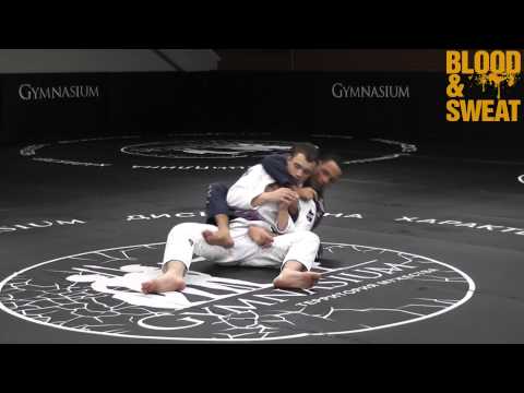 Видео: Школа БДД. Урок 12. Три варианта удушения со спины+Итоги