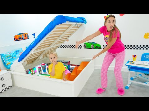 Видео: Крис строит и исследует секретные комнаты с друзьями