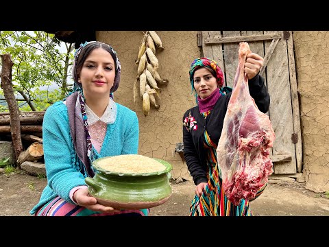 Видео: Рис, фаршированный бараниной, изюмом и сухофруктами, приготовленный по-деревенски