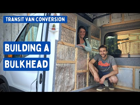 Видео: Строительство переборки (с люком!) | Переделка транзитного фургона E18