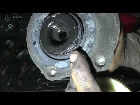 Видео: Замена верхней опоры стойки FIAT Doblo Maxi