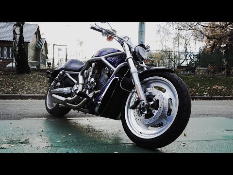 Видео: Harley-Davidson V-Rod спортам раздаёт