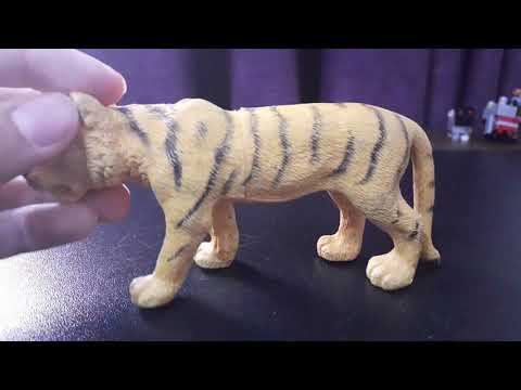 Видео: Моя коллекция фигурок диких кошек🐯🦁🐆🐅