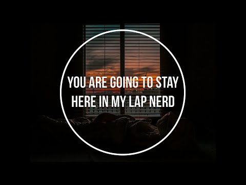 Видео: Ваш хулиган заставляет вас сидеть у него на коленях (Мужчина-хулиган x Слушатель) (M4A)