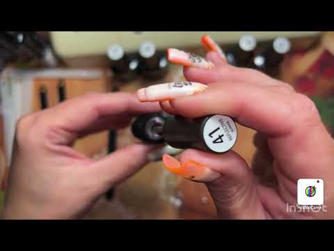 Видео: Распаковка товаров с сайта озон! Супер гель лаки светоотражающие и с хлопьями юкки)))👍👌