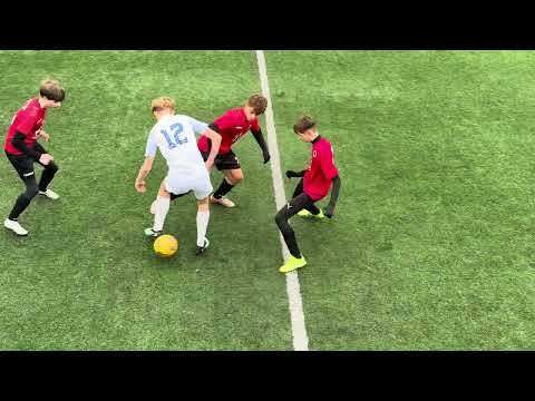 Видео: ФА Алієва (2011) - КДЮСШ Чемпіон 1 тайм. 22.10.2025