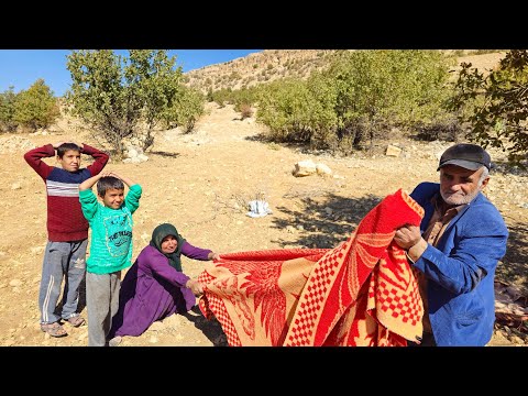 Видео: Жестокое выселение бездомной матери стариком.