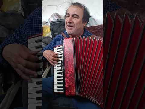 Видео: Шеъри Мавлоно бахшида ба Шамси Табрези. Суруди Ахмад Зохир, садои нотакрори акаи Окил.