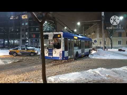 Видео: Брестский троллейбус - 16.12.2022. #87. Снег, пробки, сломался троллейбус, дрифт.