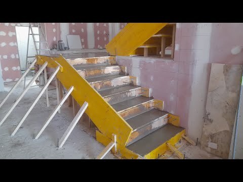 Видео: Монолитная "зеркальная" лестница из бетона, Валенсия | Торрент