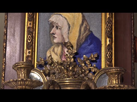 Видео: Антикварная бронза на испанской барахолке. Старинные камеи