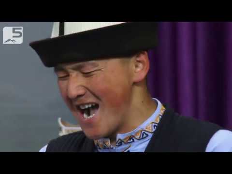 Видео: Манасчы Муса уулу Төлөбек: "Манас" эпосунан баарын кездештирүүгө болот"