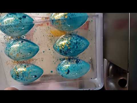 Видео: Шоколадови бонбони у дома