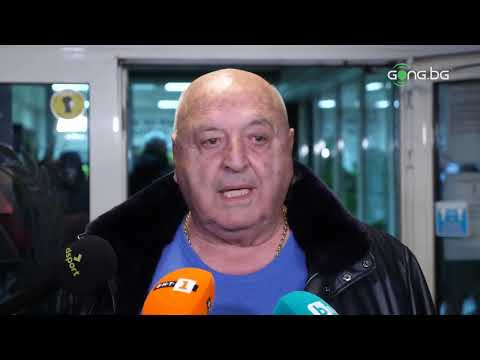 Видео: Венци Стефанов нападна феновете на ЦСКА: Свине! Бият те като тупан и ти трошиш