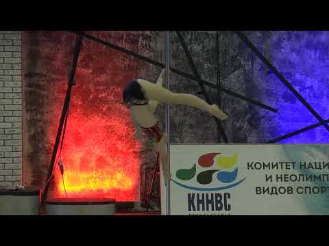 Видео: Спортивный пилон (пилонный спорт) Бохан Диана 1 место 18-49 лет профессионалы 2021