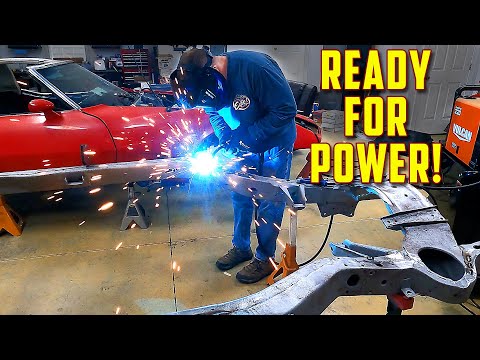 Видео: Подготовка шасси Corvette к большой мощности! (Были допущены ошибки)