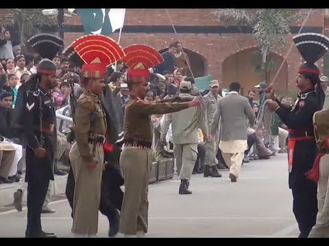 Видео: Индия часть 15 Церемония закрытия границы
