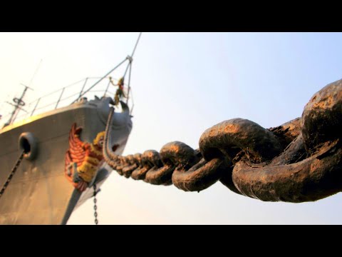 Видео: КАК ЯКОРЬ УДЕРЖИВАЕТ огромный корабль. История якоря. Виды якорей.