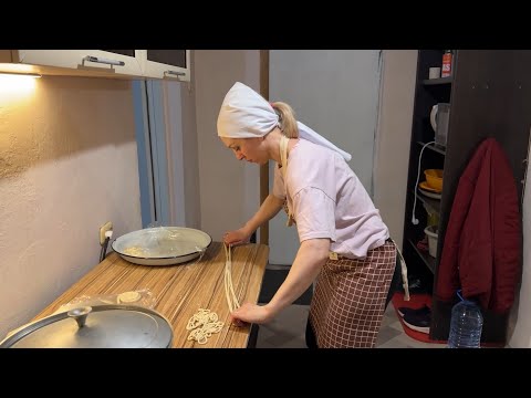 Видео: Мы Казахи Любим Чай, А Муж Нет / Тянем Лагман / Подключили Холодильник / Замужем за Казахом /Влог294