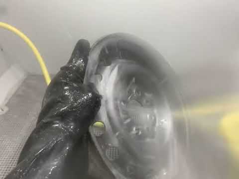 Видео: АкваБласт SMV серии PRO Как это работает? Демонстрация на примере очистки колесного диска