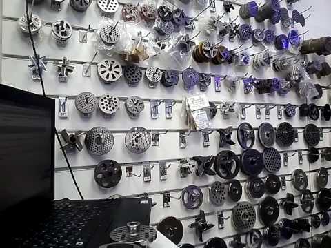 Видео: Нож мясорубки прямой или саблевидный?